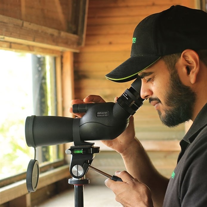 opticron kit oryx compuesto por el telescopio mm4 60 ed/45 acodado + ocular sdl v4 zoom 15-45x + funda impermeable