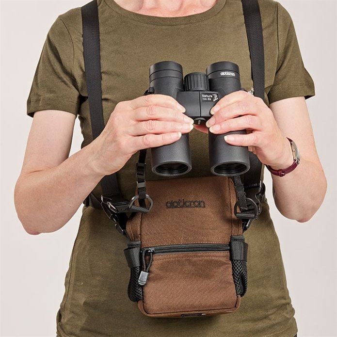 funda y arns opticron para prismticos de techo de 32/42 mm marrn