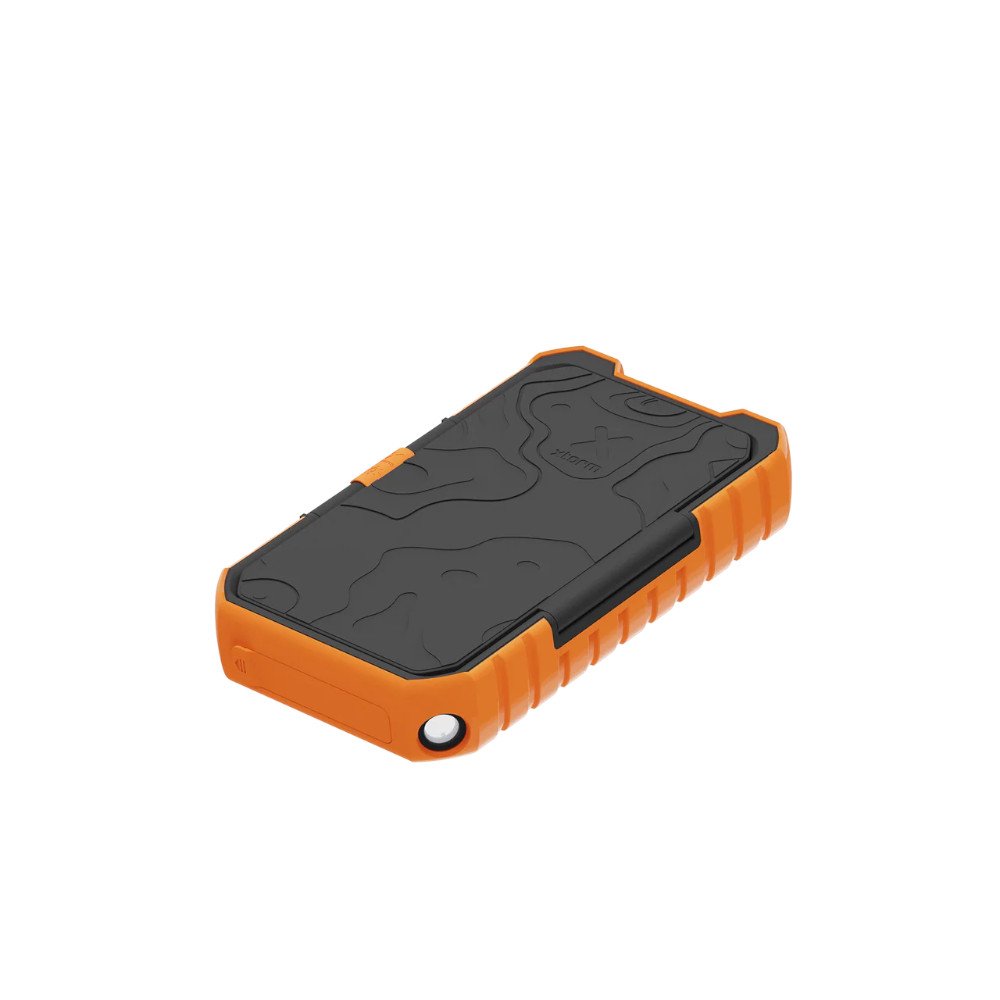 batera porttil xtorm power pack con panel solar rugged xr203 10.000 mah / 20 w